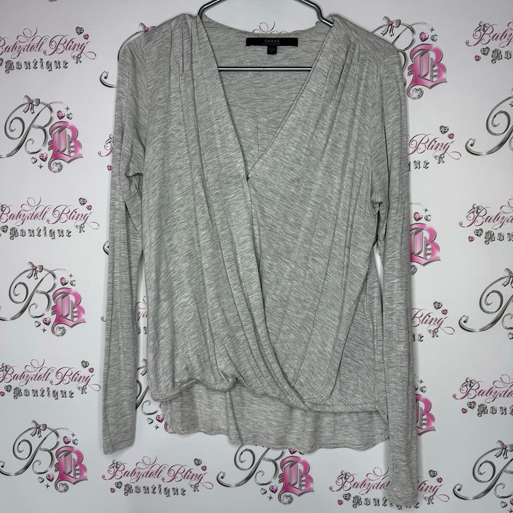Guess long sleeve 2 way wear grey shirt button to close or leave open comfy soft